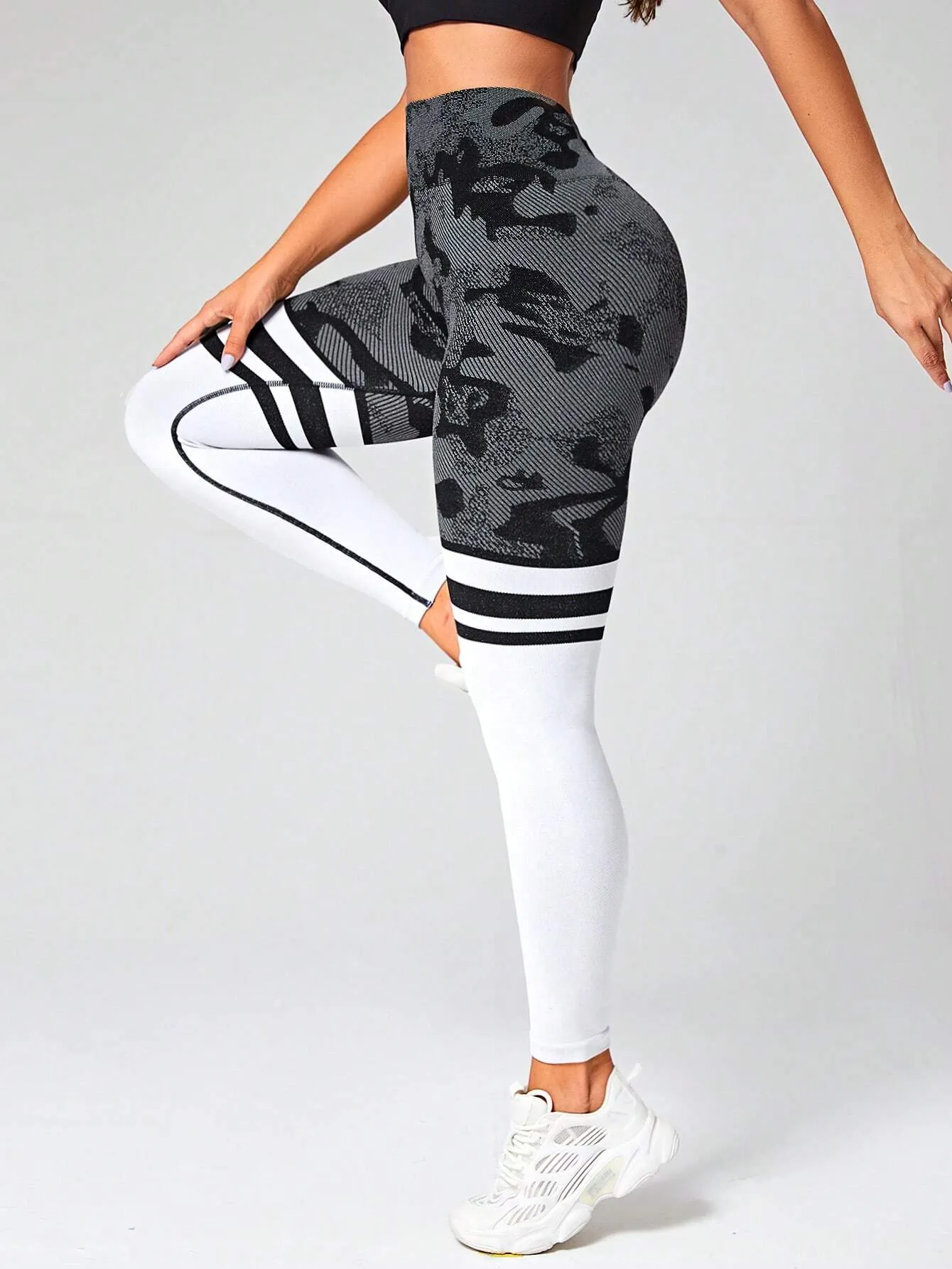 Anna Camo Print Workout Leggings