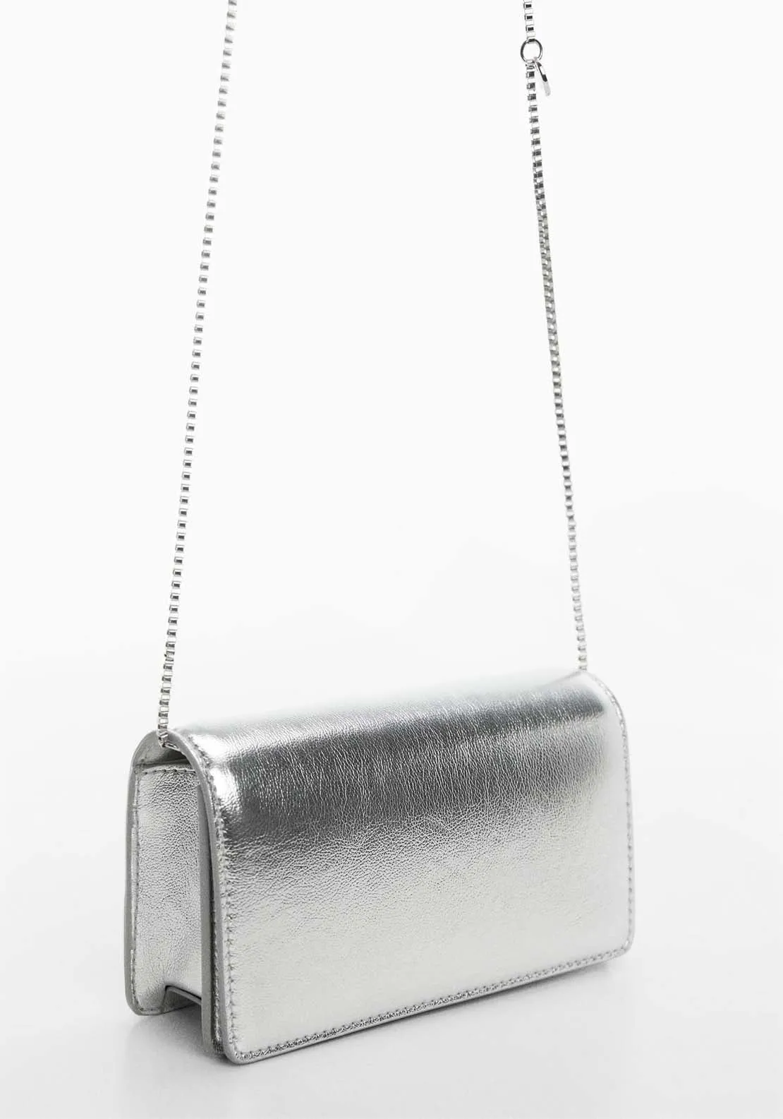 Flap chain bag