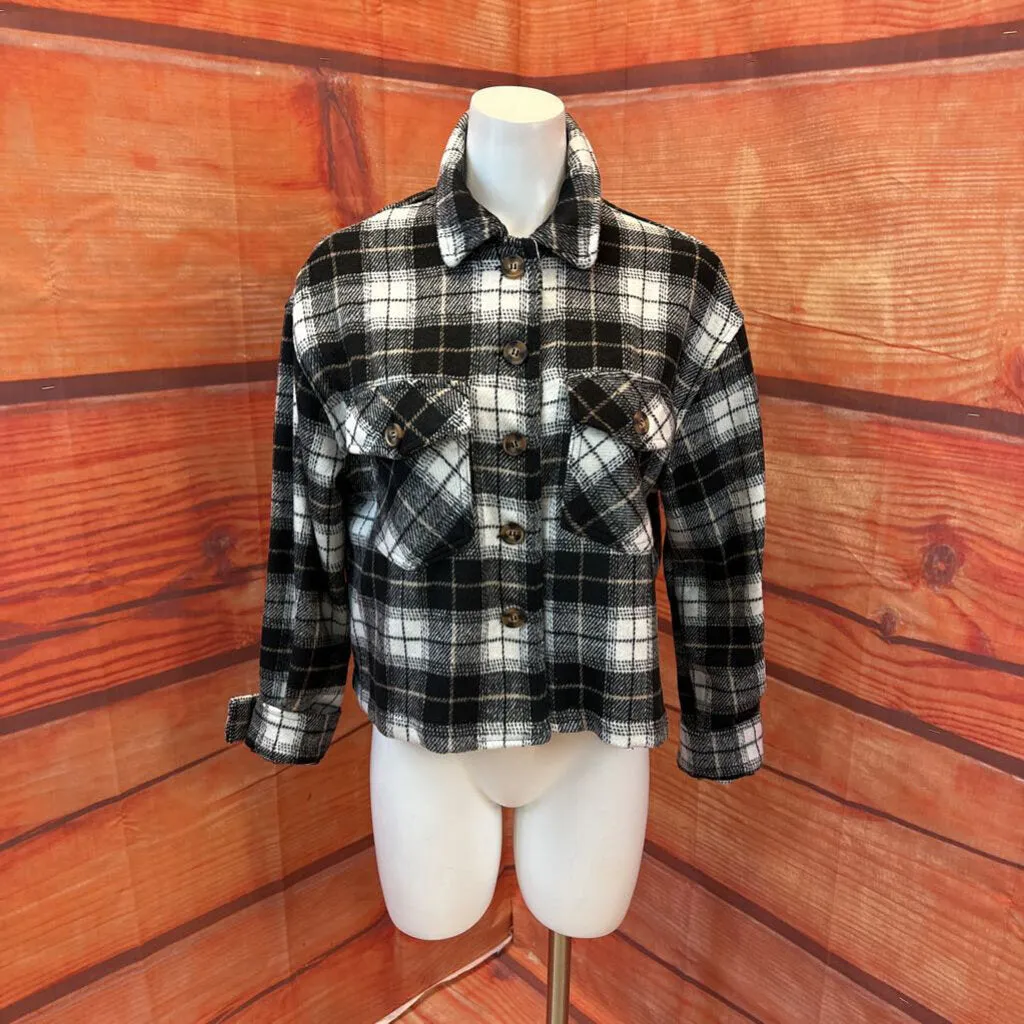 LOVE TREE BLACK WHITE PLAID SHIRT JACKET SIZE MEDIUM TCC