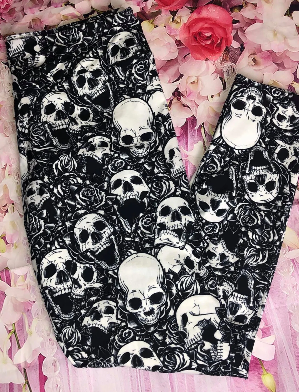 Rose Skull Soft Leggings