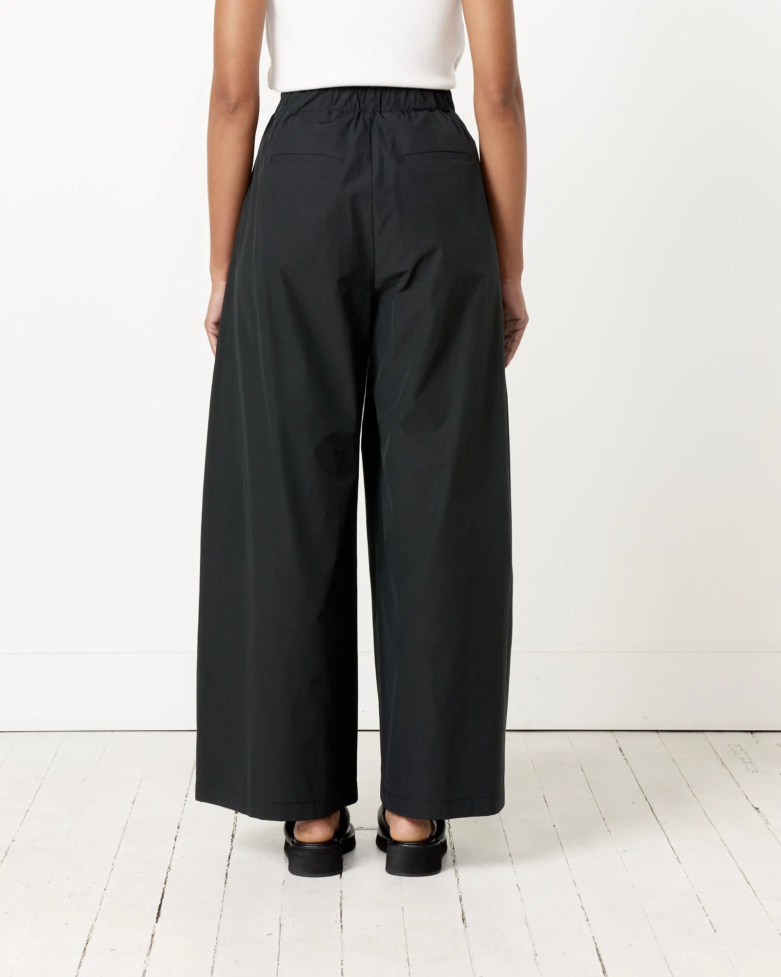 Shirring Banding Pant in Black