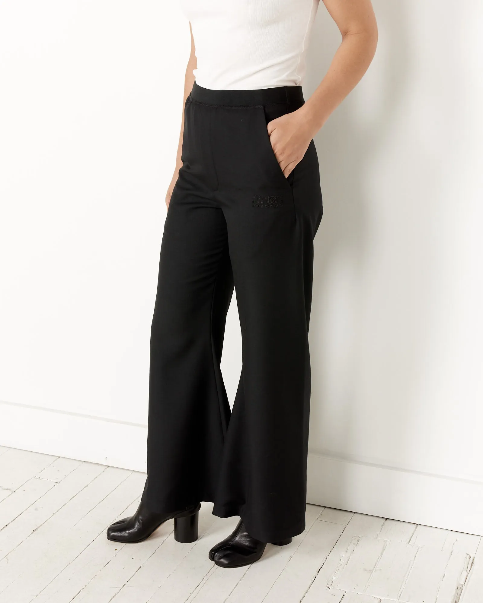 Tailored Pull-On Trouser