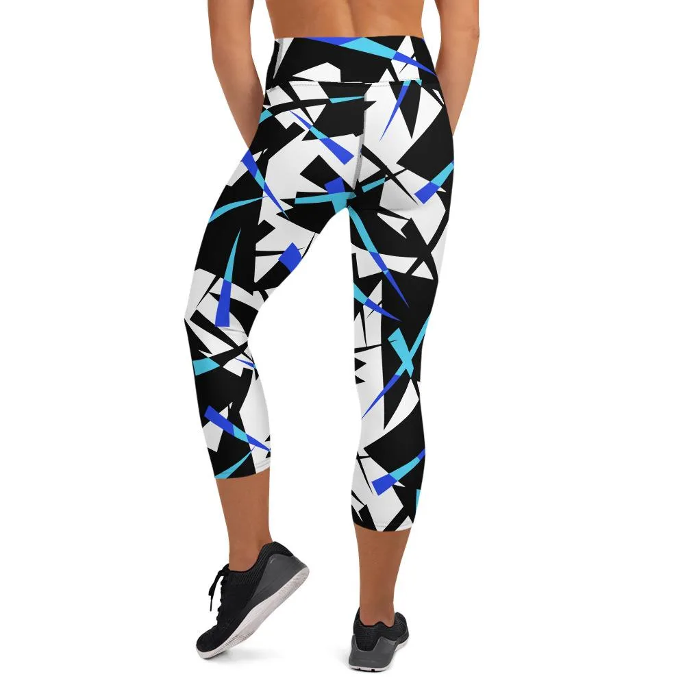 Yoga Capri Leggings in Geo Blue